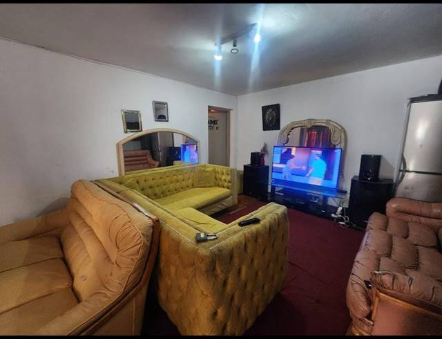 2 BEDROOM APARTMENT FOR SALE IN BRIXTON